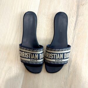 Dior Dway Slide with dust bags